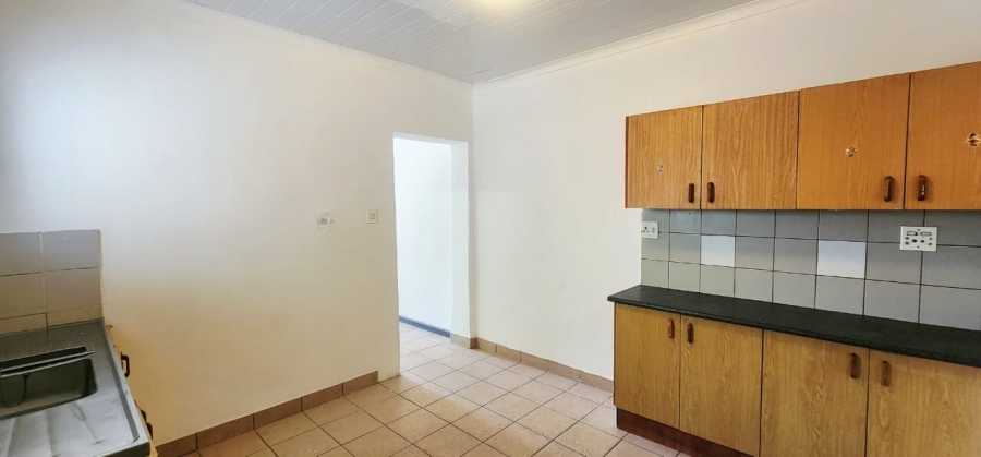 To Let 2 Bedroom Property for Rent in Salt River Western Cape